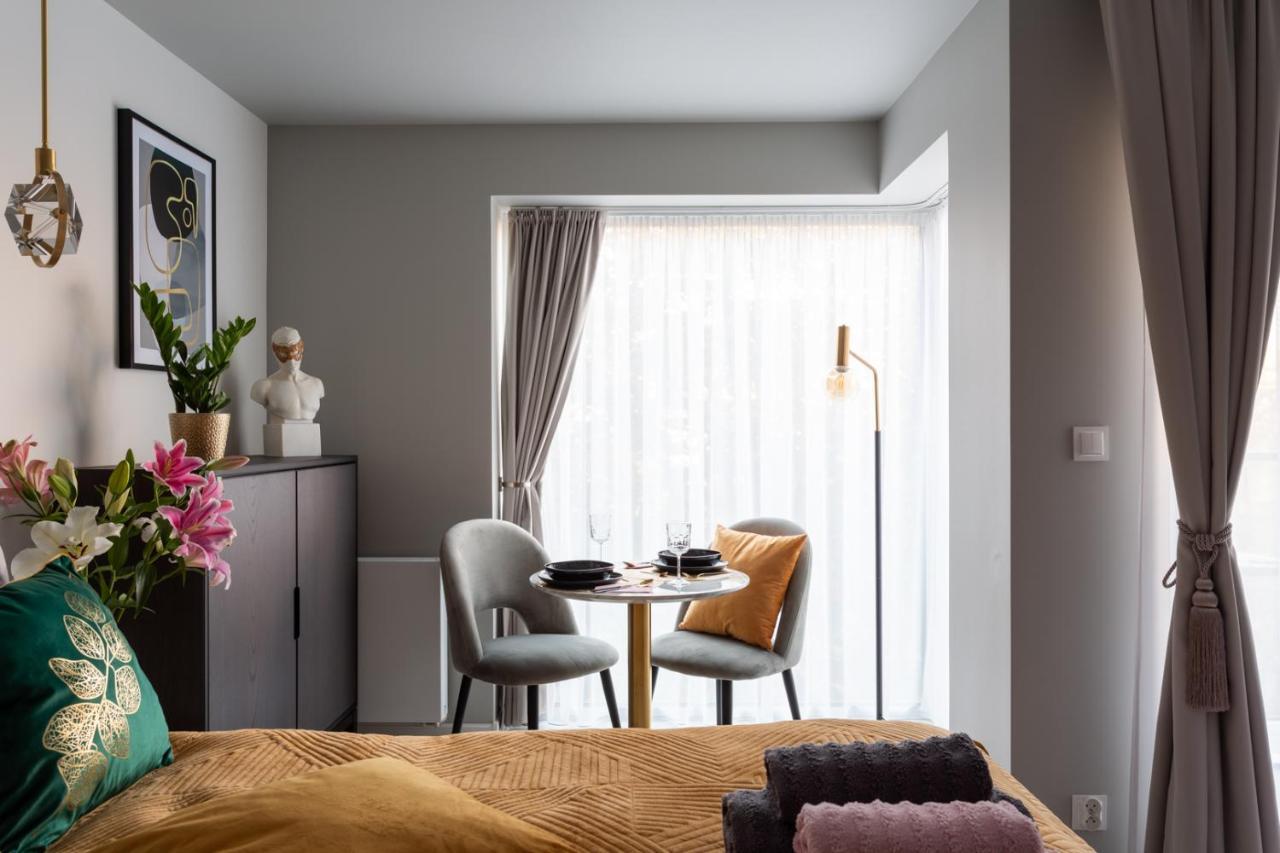 Golden Prince Apartment, So Close To Rynek! Free Parking Included. Вроцлав Екстер'єр фото